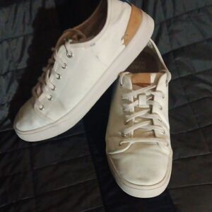 Toms Women's White and Tan Sneakers